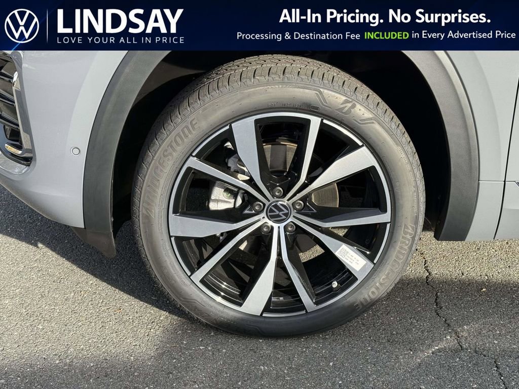 New 2026 Volkswagen Atlas SEL Premium R-Line image 8