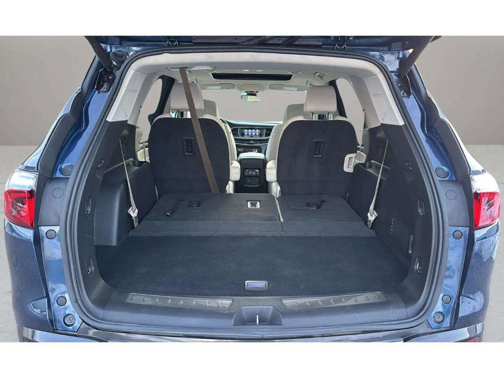 Used 2023 Buick Enclave Essence w/ Experience Buick Package image 10