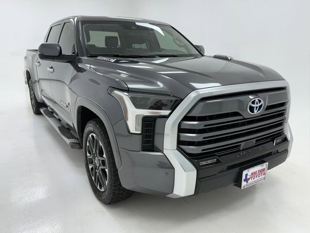 Used 2023 Toyota Tundra Limited w/ Power Package RWD image 2