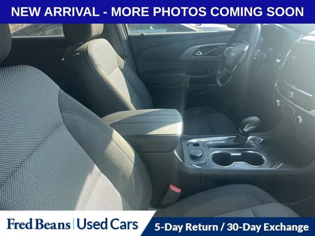 Used 2023 Chevrolet Traverse LT image 9