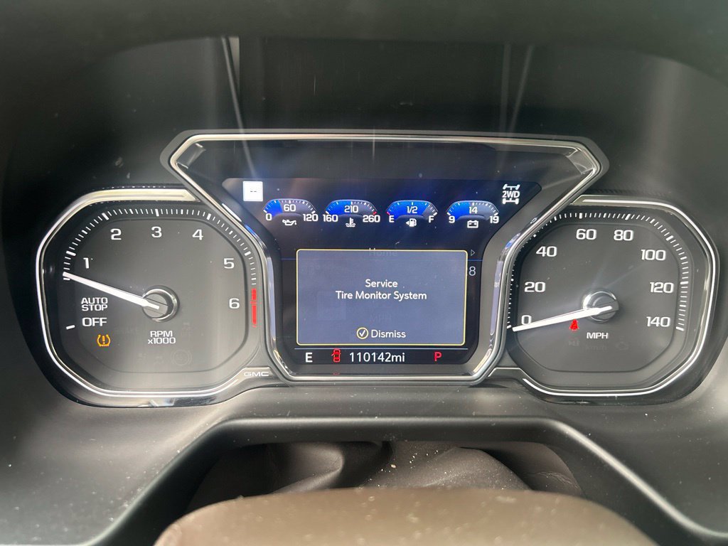 Used 2021 GMC Yukon SLT w/ SLT Luxury Plus Package AWD/4WD image 18