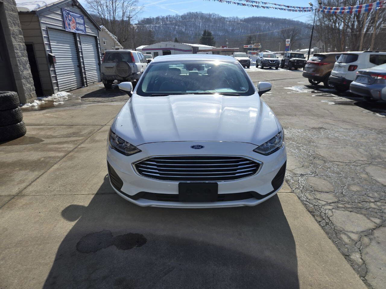 Used 2019 Ford Fusion S image 3