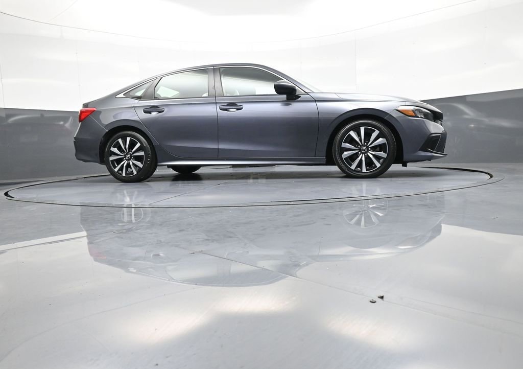 Used 2023 Honda Civic EX image 29