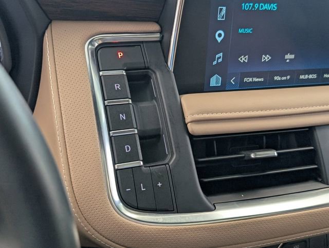 Used 2023 Chevrolet Tahoe Premier AWD/4WD image 19
