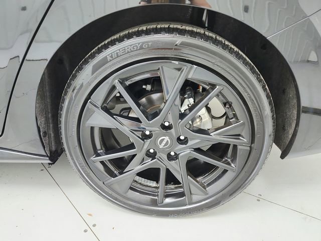 Used 2025 Nissan Sentra SR w/ Midnight Edition image 43