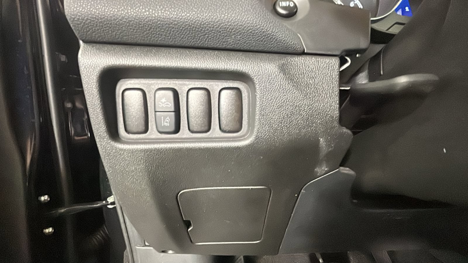Used 2025 Mitsubishi Outlander Sport AWD image 19