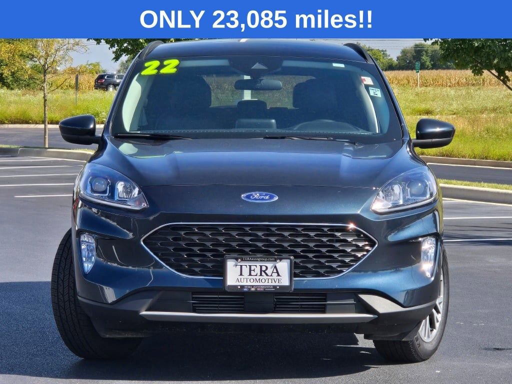 Used 2022 Ford Escape SEL w/ Technology Package image 2