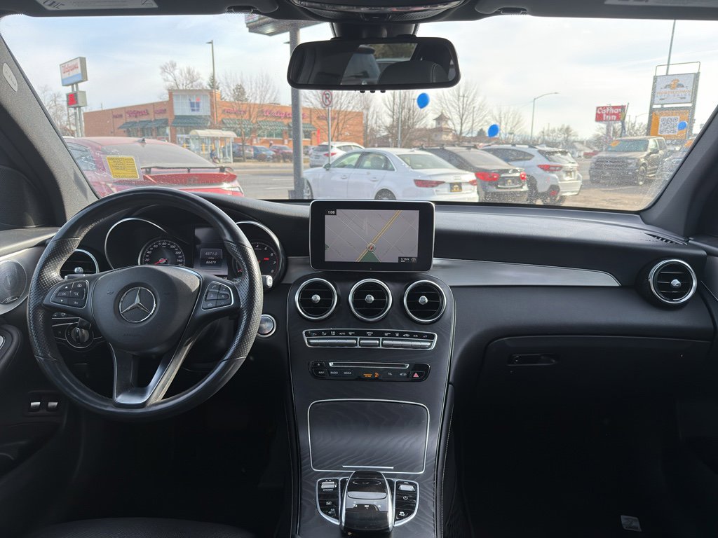 Used 2019 Mercedes-Benz GLC 350e 4MATIC image 18