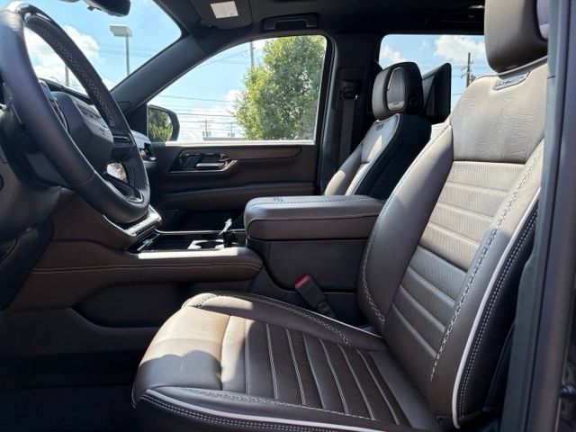 Certified 2026 GMC Yukon Denali Ultimate AWD/4WD image 34