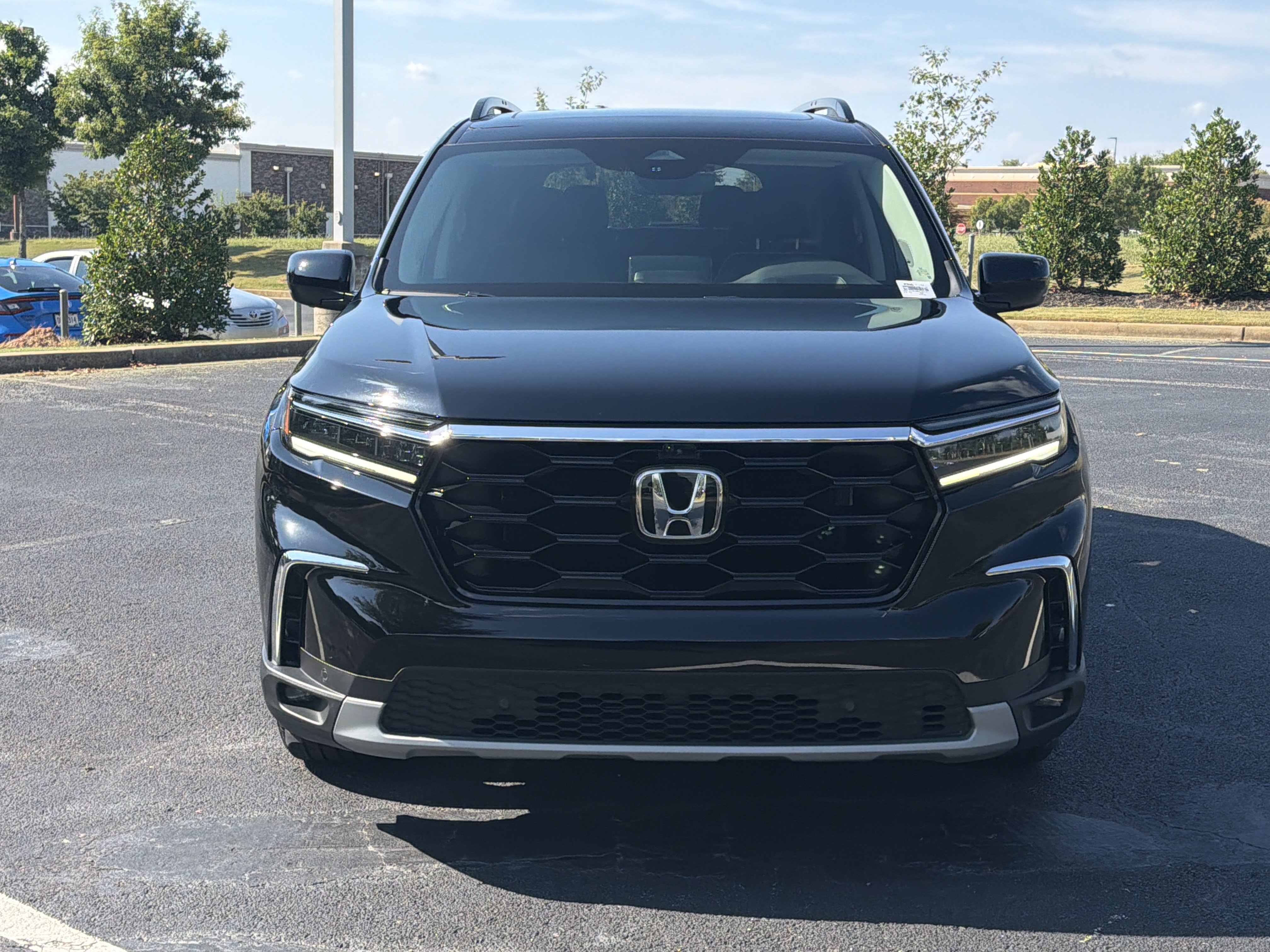 Certified 2024 Honda Pilot Elite image 3