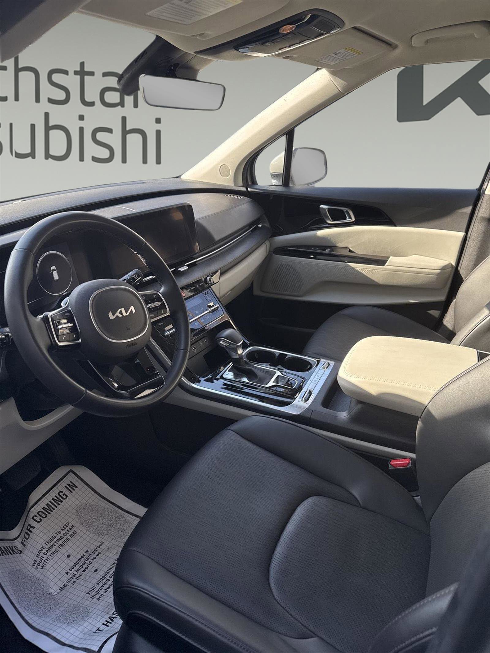 Used 2023 Kia Carnival SX image 7