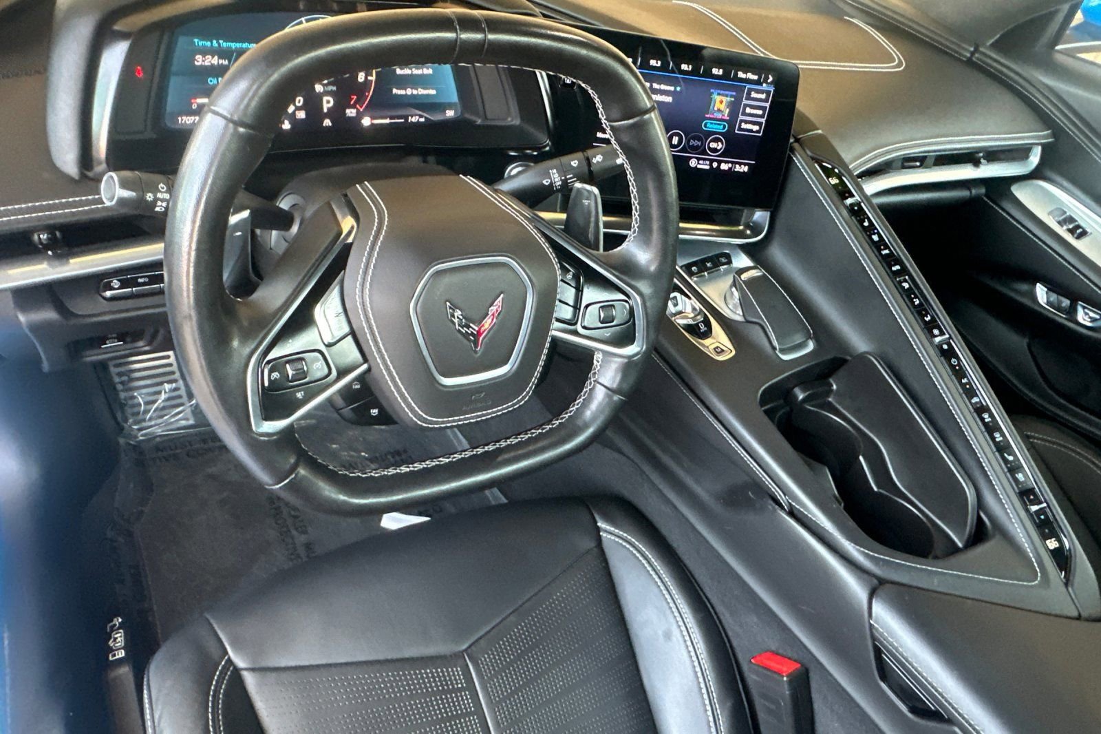 Used 2021 Chevrolet Corvette Stingray Premium Conv w/ Z51 Performance Package image 14