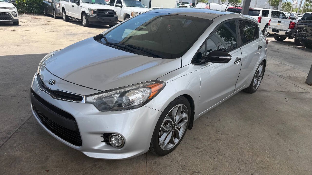 Used 2016 Kia Forte SX FWD image 1