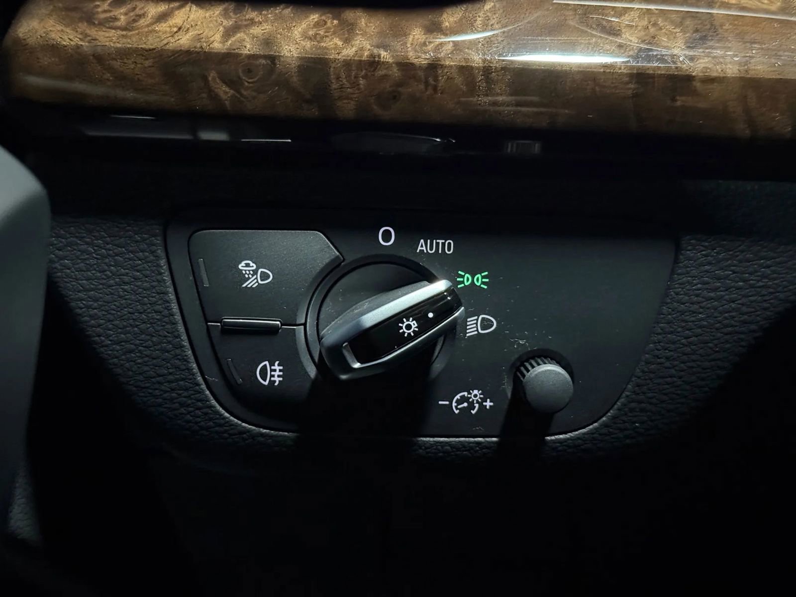 Used 2018 Audi Q5 2.0T Premium Plus w/ Premium Plus Package AWD/4WD image 29