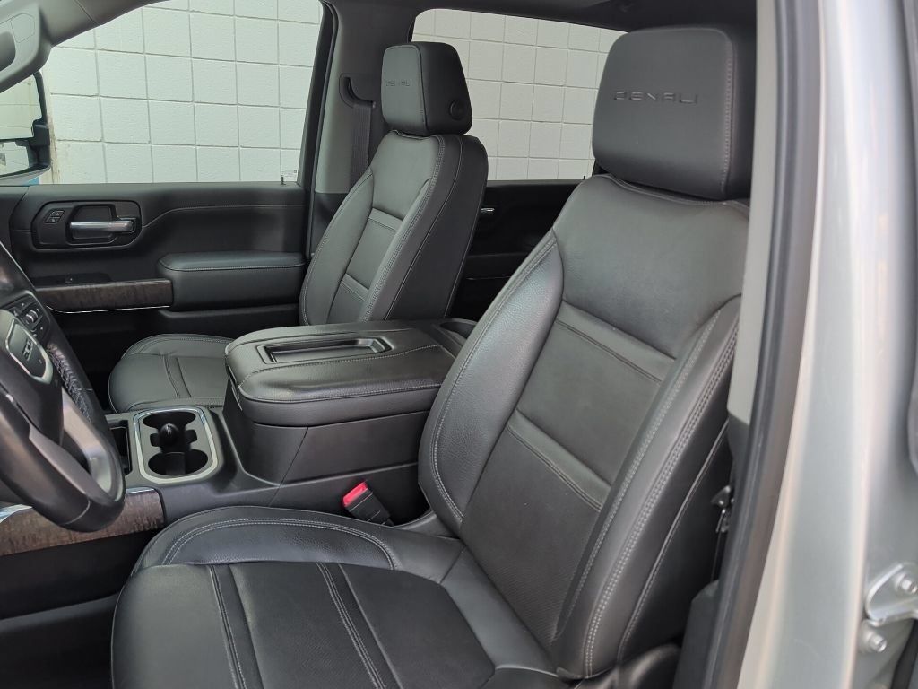 Used 2022 GMC Sierra 3500 Denali w/ Denali Ultimate Package AWD/4WD image 14