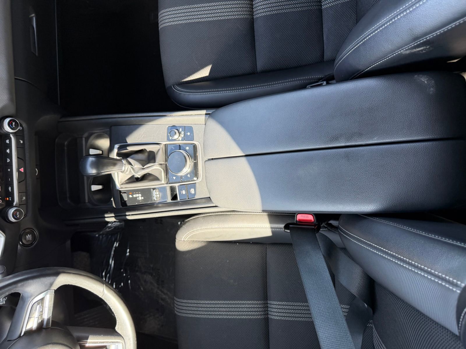 Used 2024 MAZDA CX-50 AWD 2.5 S w/ Preferred Package image 18