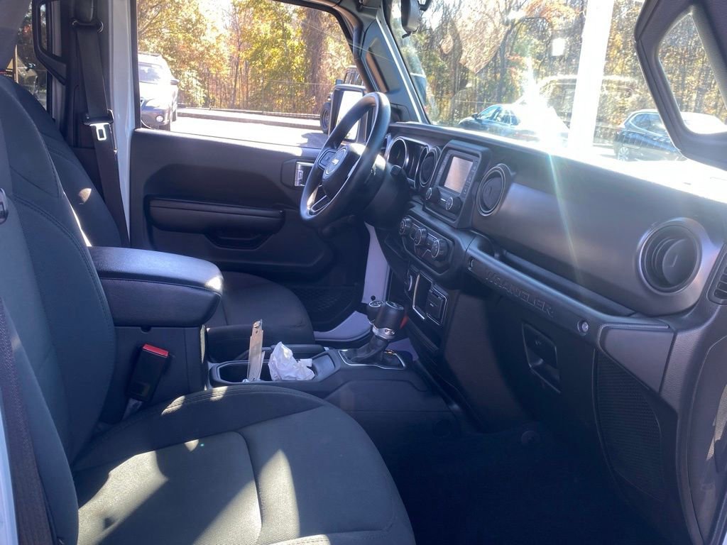 Used 2021 Jeep Wrangler Unlimited Sport image 17