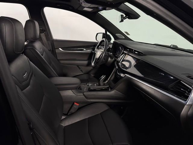 Used 2021 Cadillac XT6 Premium Luxury image 15