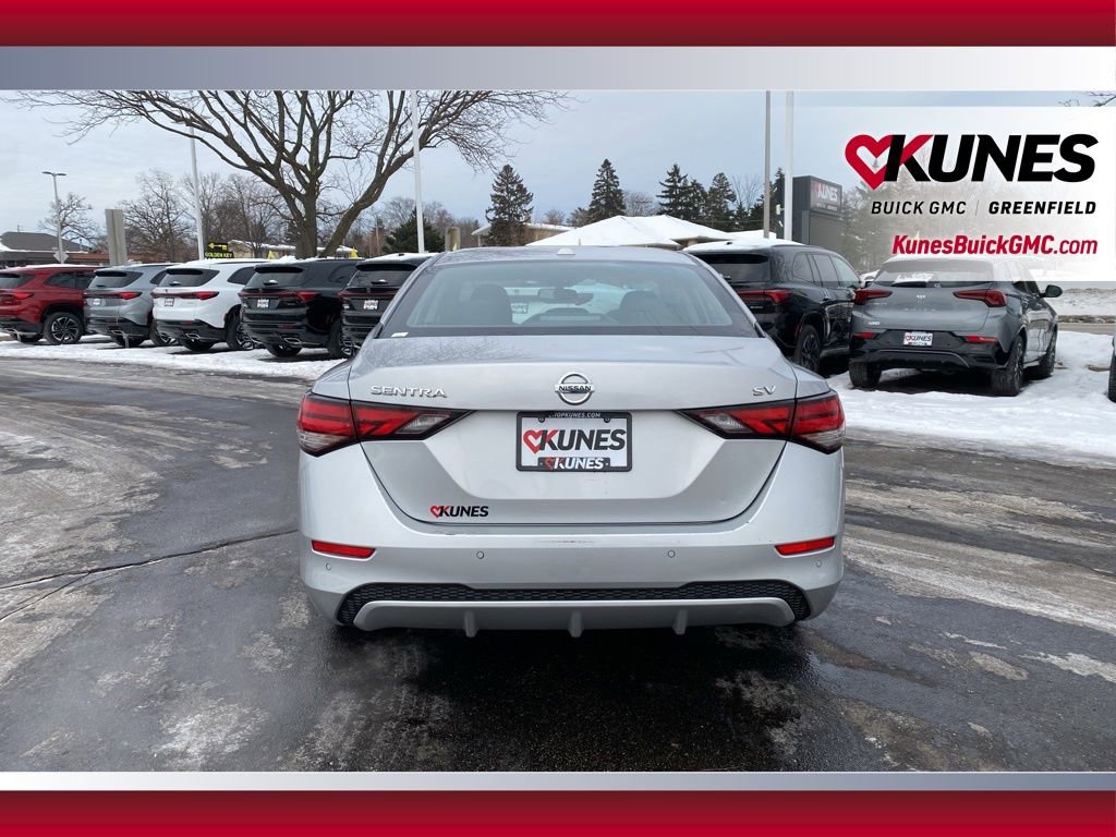 Used 2023 Nissan Sentra SV image 7