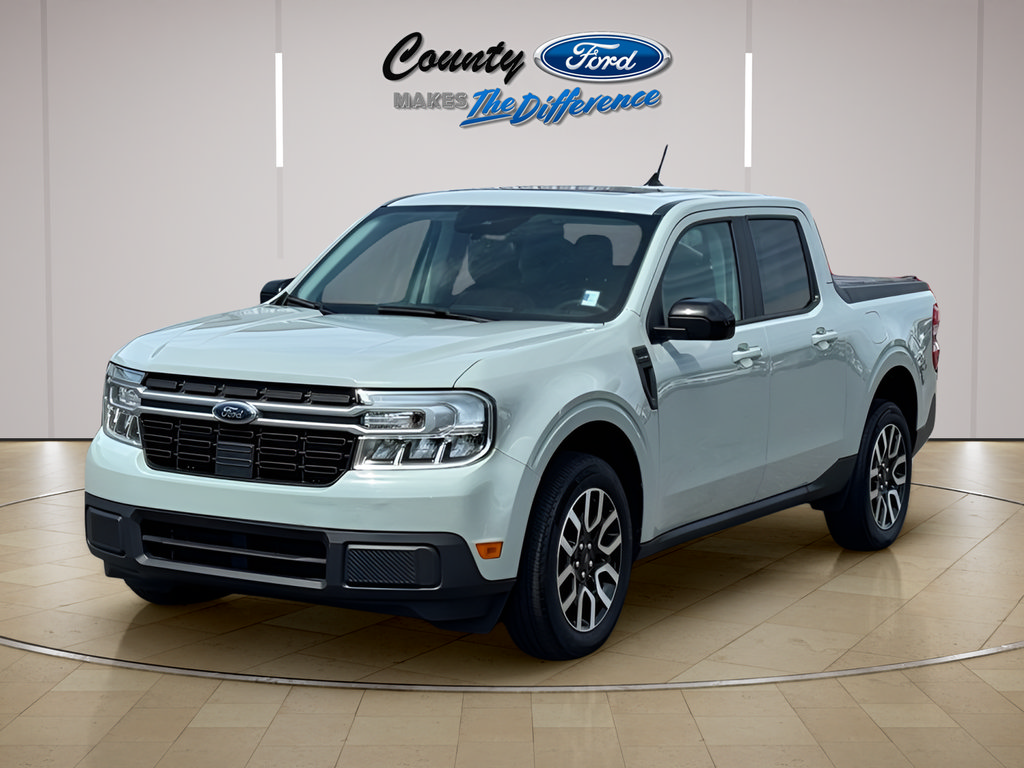 Used 2024 Ford Maverick Lariat FWD image 2