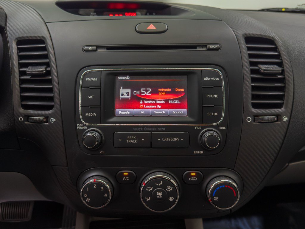 Used 2014 Kia Forte EX FWD image 31