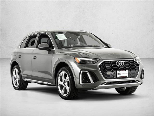 Used 2023 Audi Q5 2.0T Premium Plus w/ Premium Plus Package AWD/4WD image 3