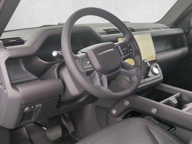 New 2026 Land Rover Defender 130 X-Dynamic SE AWD/4WD image 3