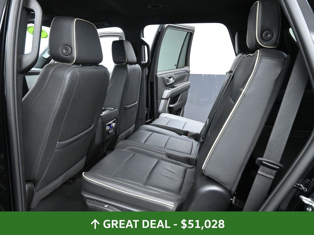 Used 2024 GMC Yukon SLT AWD/4WD image 27