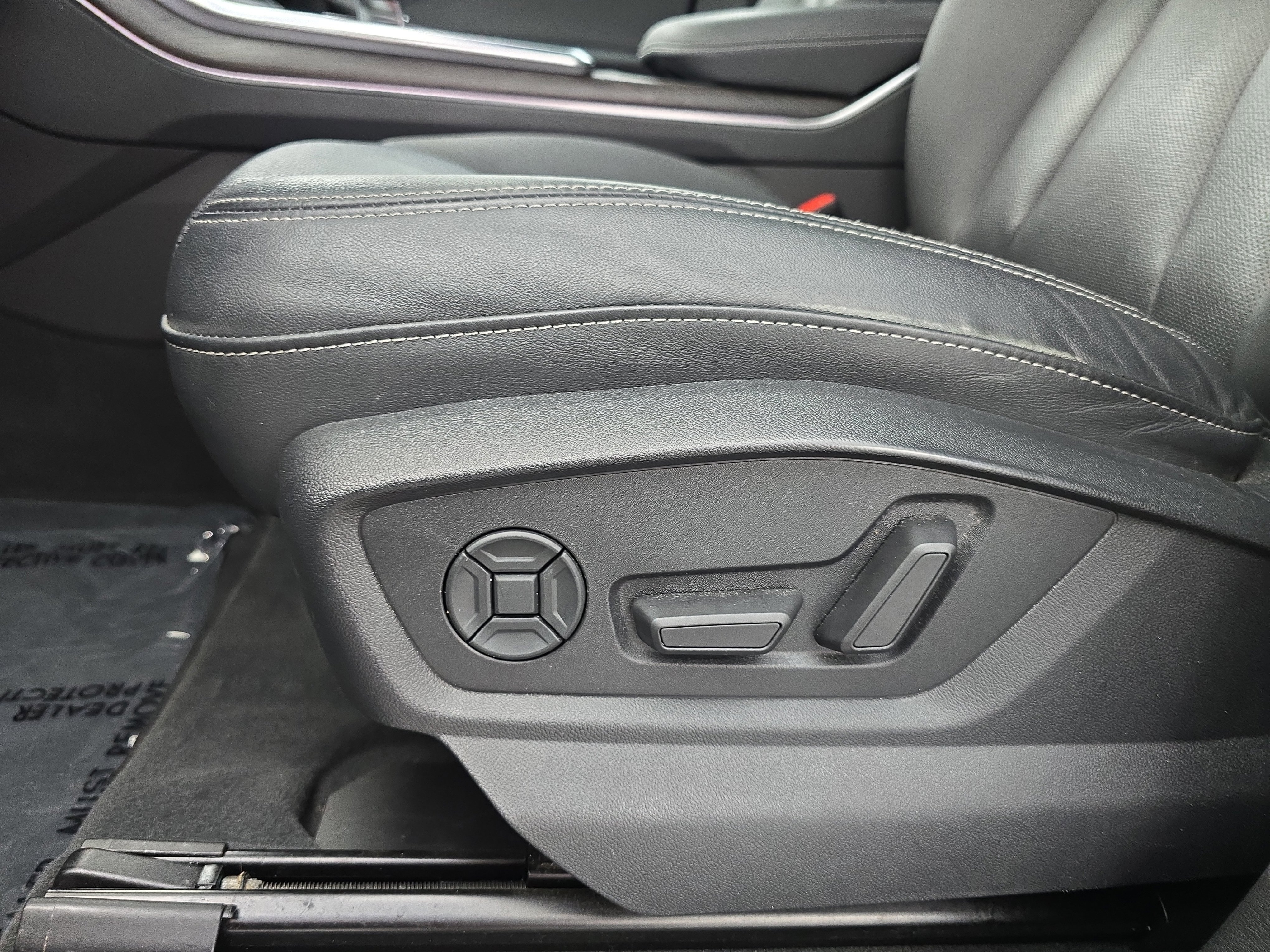 Used 2021 Audi Q8 Premium Plus image 58