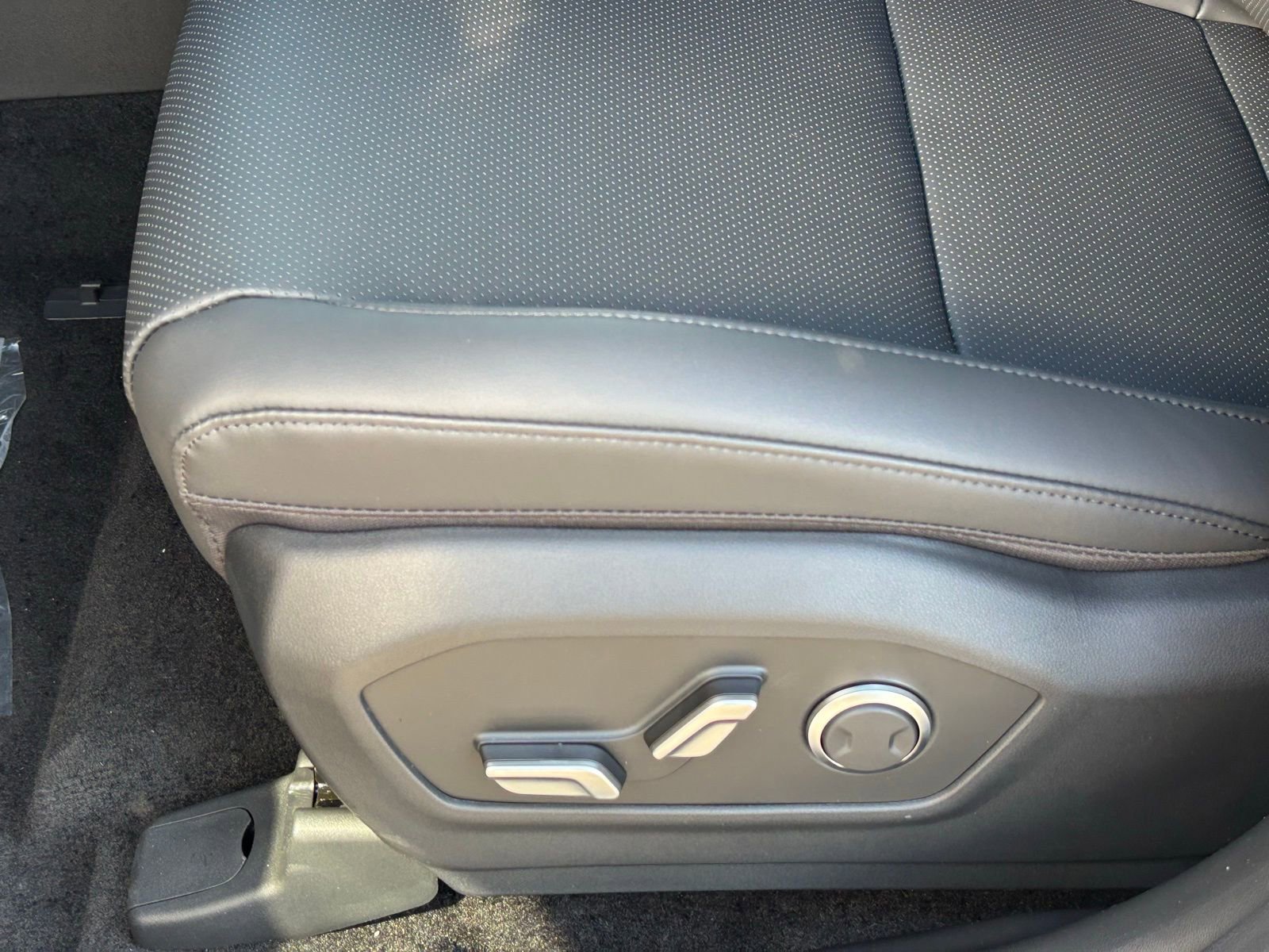 New 2026 Hyundai Santa Fe SEL AWD/4WD image 14