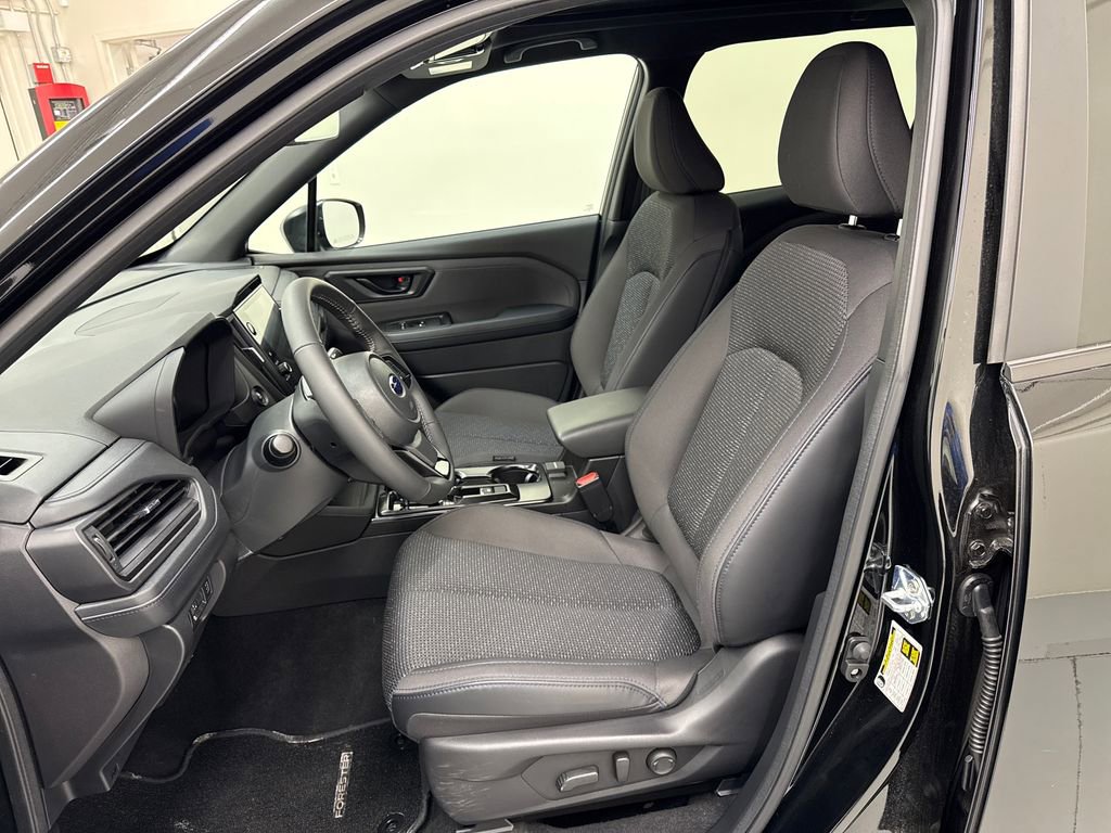 Used 2026 Subaru Forester Premium AWD/4WD image 13