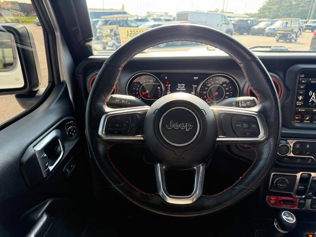 Used 2022 Jeep Gladiator Mojave w/ LED Lighting Group AWD/4WD image 9