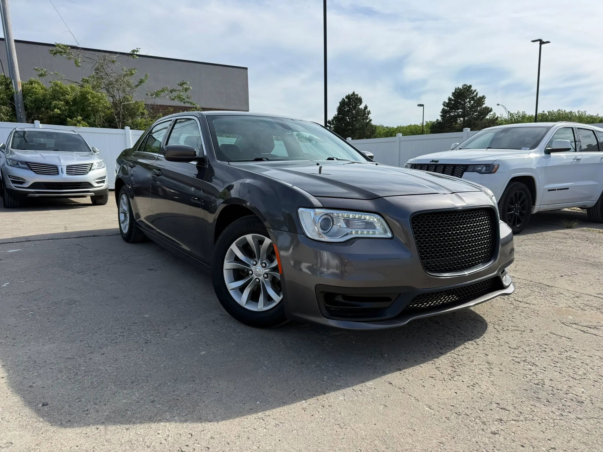 Used 2019 Chrysler 300 Touring