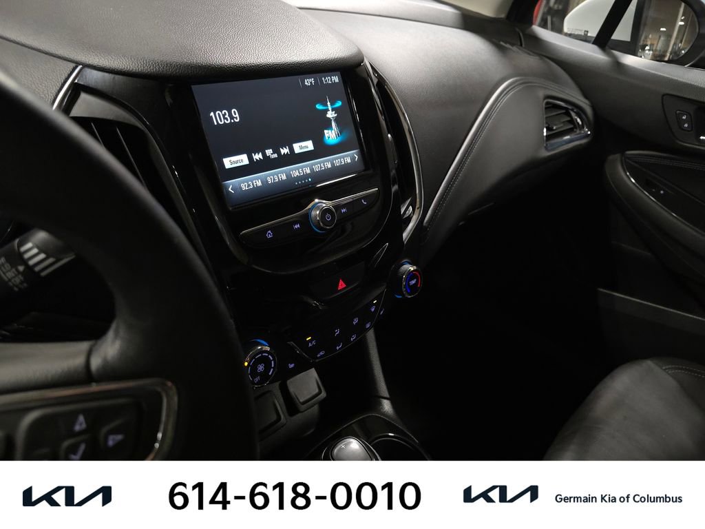 Used 2017 Chevrolet Cruze Premier image 23
