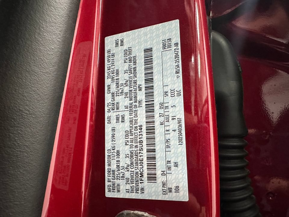 New 2025 Ford Escape SE w/ PHEV Premium Package FWD image 34