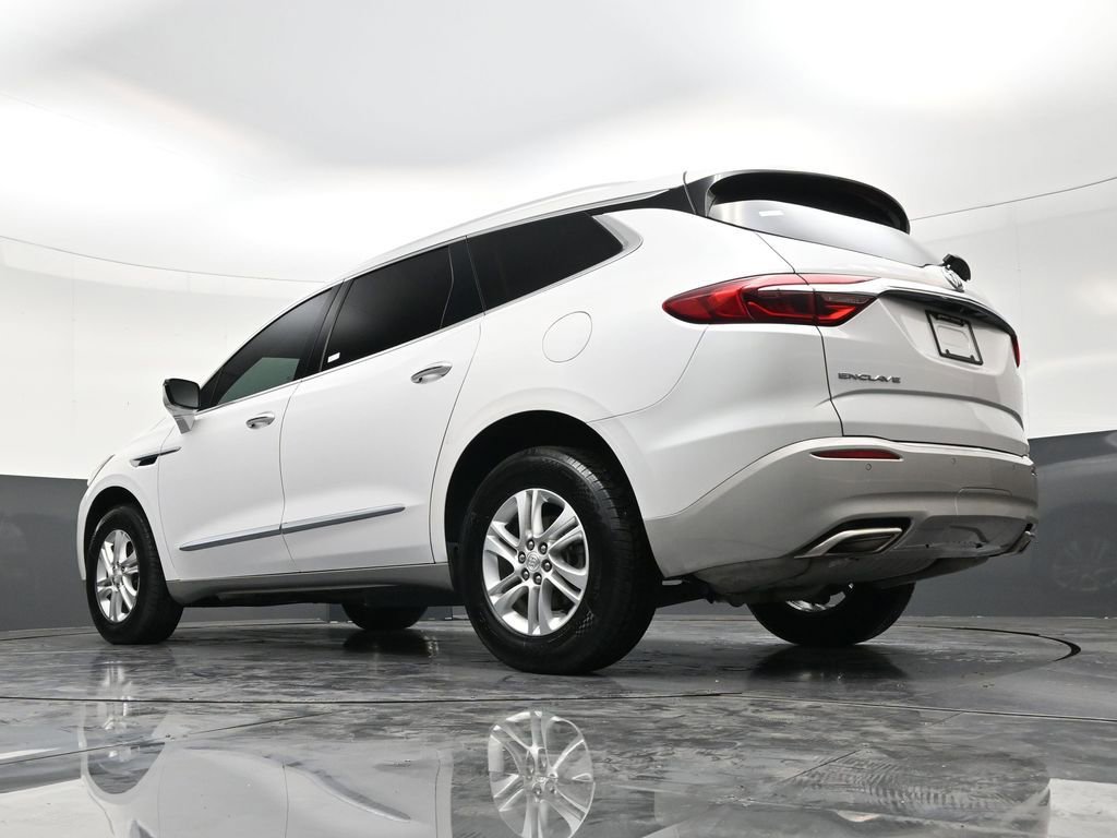Used 2021 Buick Enclave Essence w/ Sound and Sites Package image 22