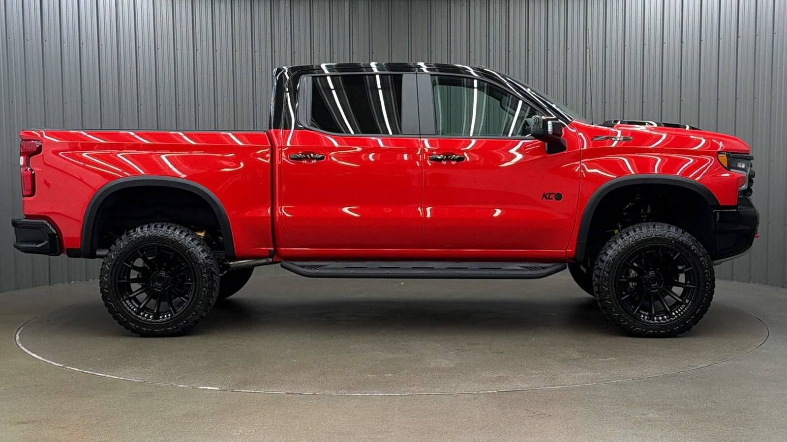 Used 2026 Chevrolet Silverado 1500 ZR2 w/ LPO, Dark Essentials Package AWD/4WD image 6