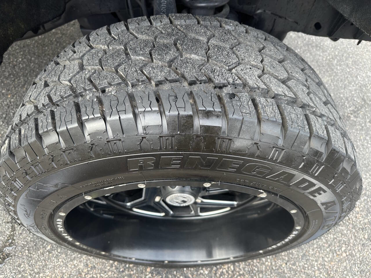 Used 2014 Ford F150 FX4 w/ Equipment Group 402A Luxury AWD/4WD image 21