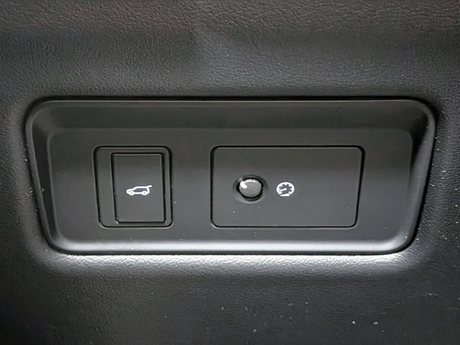 Used 2019 Land Rover Range Rover AWD/4WD image 28