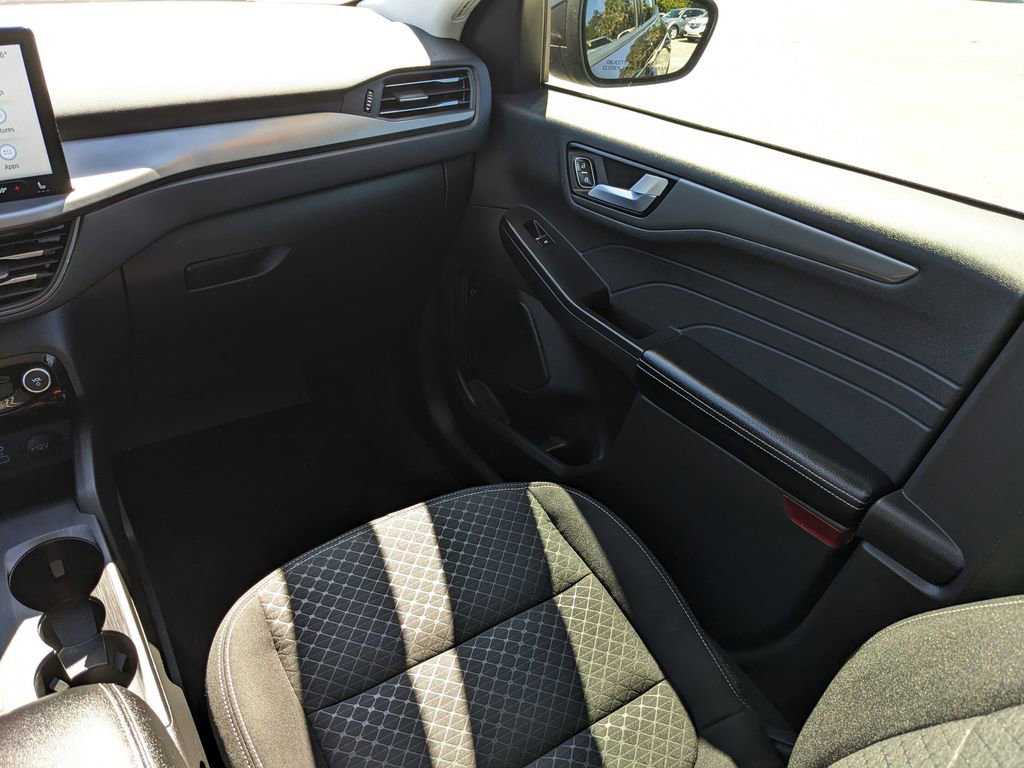 Used 2023 Ford Escape Active w/ Tech Pack #2 image 18