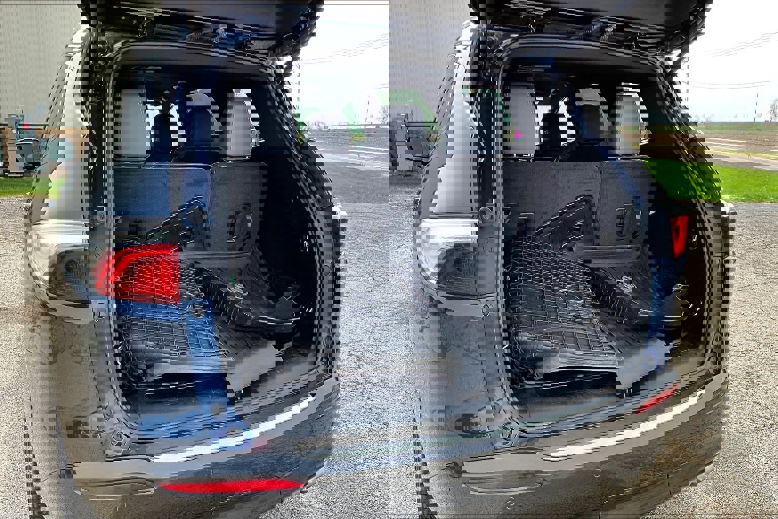 Used 2022 Buick Enclave Essence w/ Trailering Package, 5000 lbs. image 20