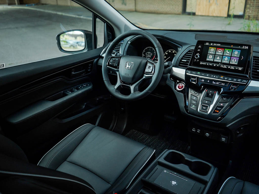 New 2026 Honda Odyssey Touring image 16