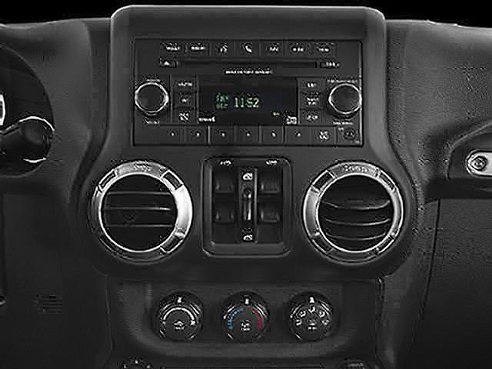 Used 2017 Jeep Wrangler Unlimited Sahara w/ Max Tow Package AWD/4WD image 74