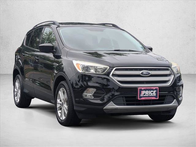 Used 2018 Ford Escape SE w/ SE Sync 3 Package AWD/4WD image 3