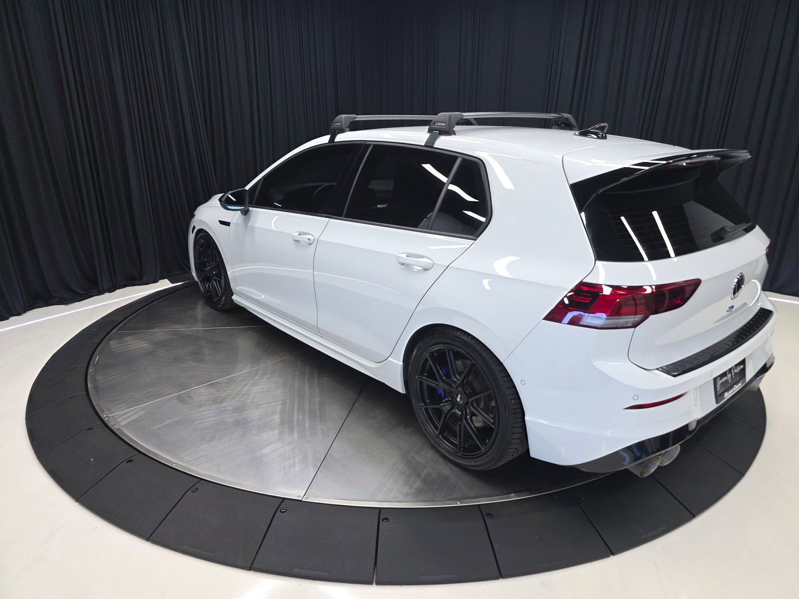 Used 2023 Volkswagen Golf 20th Anniversary Edition image 10