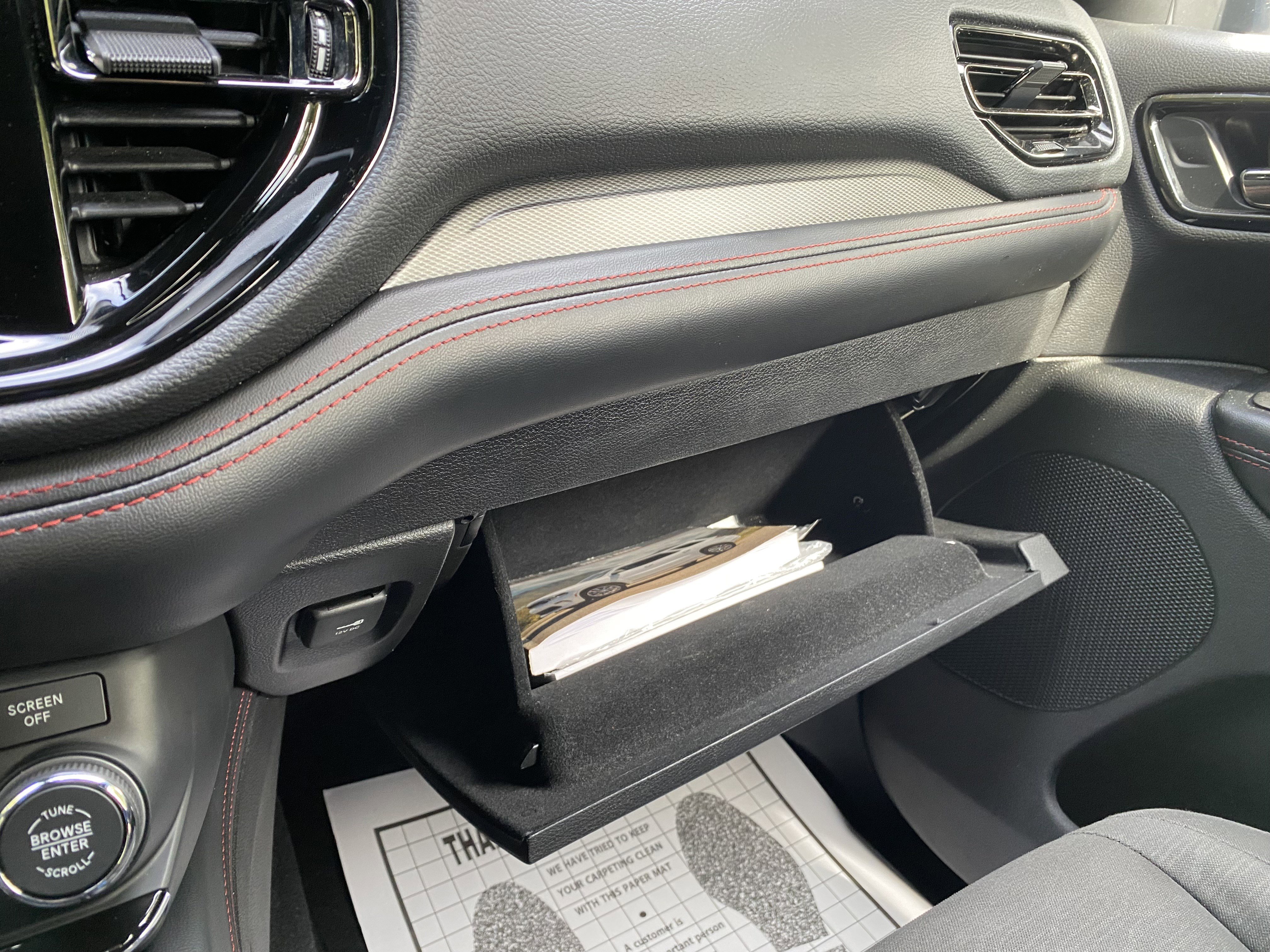 Used 2023 Dodge Durango GT image 30