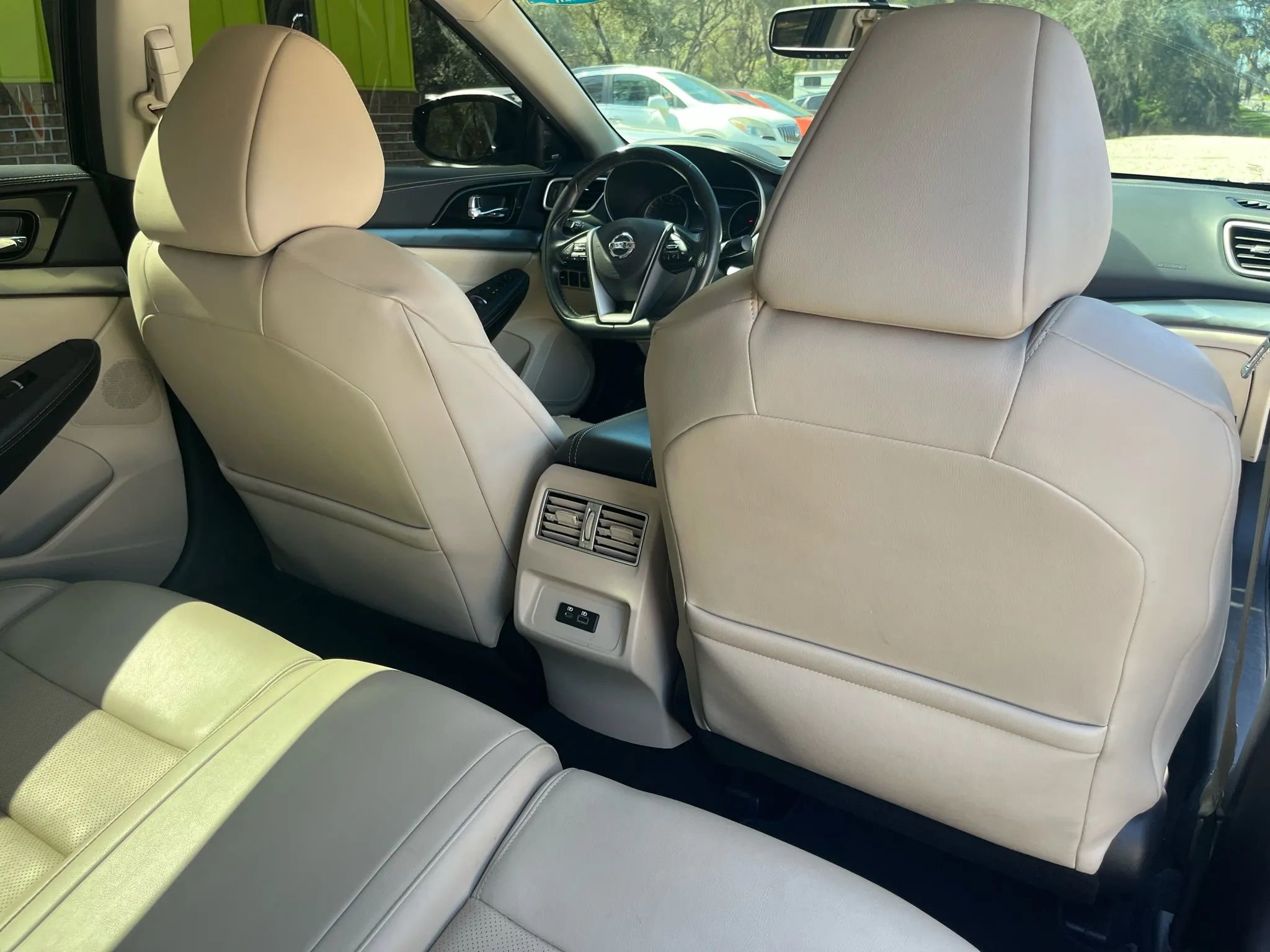 Used 2019 Nissan Maxima 3.5 SL w/ Floor Mat Group FWD image 11