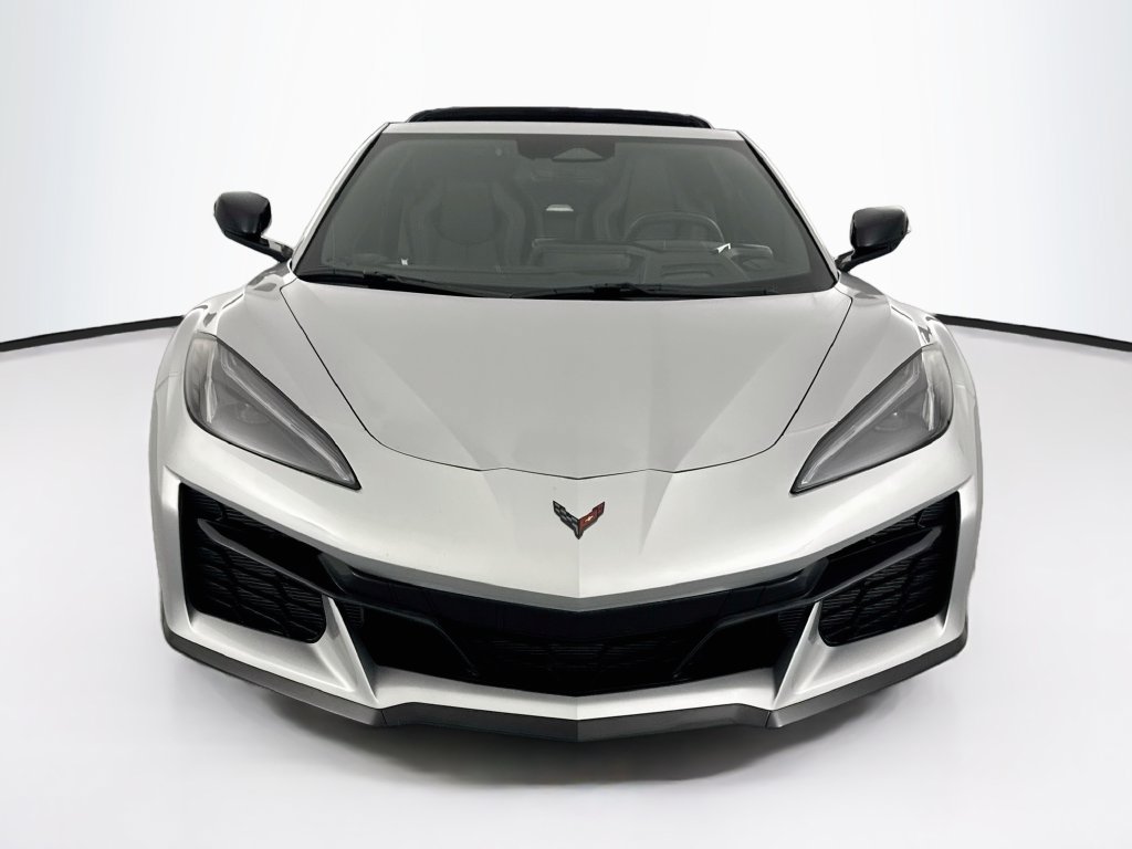 Used 2026 Chevrolet Corvette Z06 RWD image 2