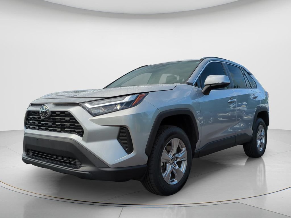 Used 2023 Toyota RAV4 XLE FWD video 1