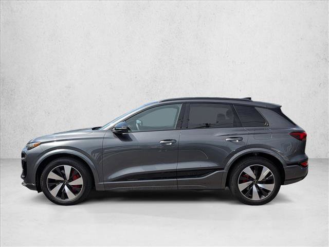 Certified 2025 Audi SQ6 e-tron Prestige w/ Black Optic Package AWD/4WD image 9